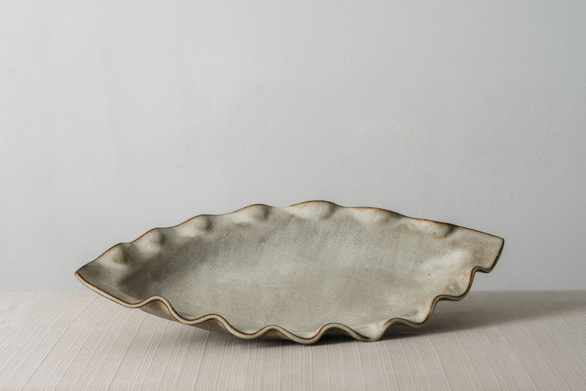 Short Ruffle Boat
